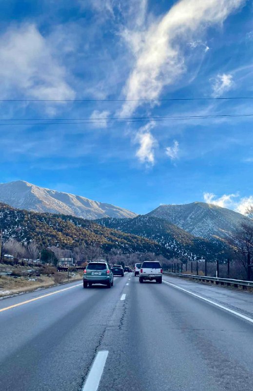 📍Black Canyon of the Gunnison National Park, CO. Beautiful forest and I cannot believe the dilapidated Kia rental could even pull through Rocky Mountains without a single tire change/chaining in snowy weathers, and proper wind shield fluid refill (we used drinking water instead 💀) for 3km+ in altitude climbing, but glad it pulled through! #life📍Black Canyon of the Gunnison National Park, CO. Beautiful forest and I cannot believe the dilapidated Kia rental could even pull through Rocky Mountains without a single tire change/chaining in snowy weathers, and proper wind shield fluid refill (we used drinking water instead 💀) for 3km+ in altitude climbing, but glad it pulled through! #life