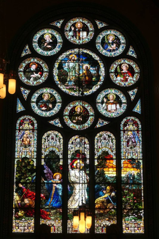 📍 Cathedral of the Madeleine.📍 Cathedral of the Madeleine.