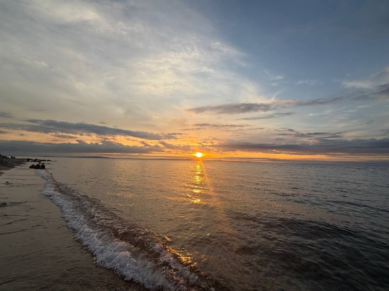 📍Yaezuhama Beach, Toyama.📍Yaezuhama Beach, Toyama.