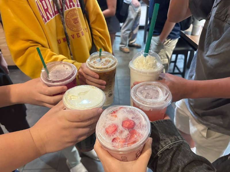 🎉 May the graceful fall break hereby commence marked by the completion of midterms! Thanks to Professor Crites for his generosity on the Starbucks treats! #life #dailyI ordered a large Caramel Macchiato which is arguably one of the all time classic yet my favorite drink despite I didn’t finish it due to a prior monster boost the night before the midterm.