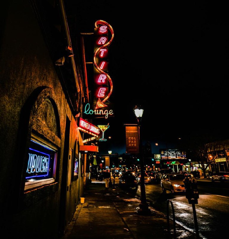 📍Denver, CO. Beatiful streets at night but easily one of the most boring downtowns I've ever been to; not much activities to do aside from walking post-dinner. #life📍Denver, CO. Beatiful streets at night but easily one of the most boring downtowns I've ever been to; not much activities to do aside from walking post-dinner. #life